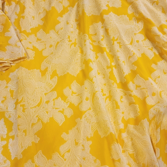 Calvin Klein Flowy Floral Yellow Dress, Size 14 - Picture 6 of 9